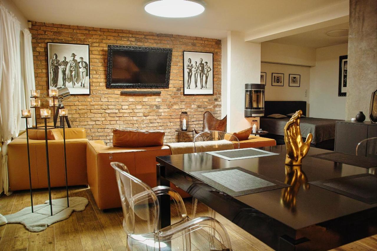 Wellness Gallery Apartments Либерец Екстериор снимка