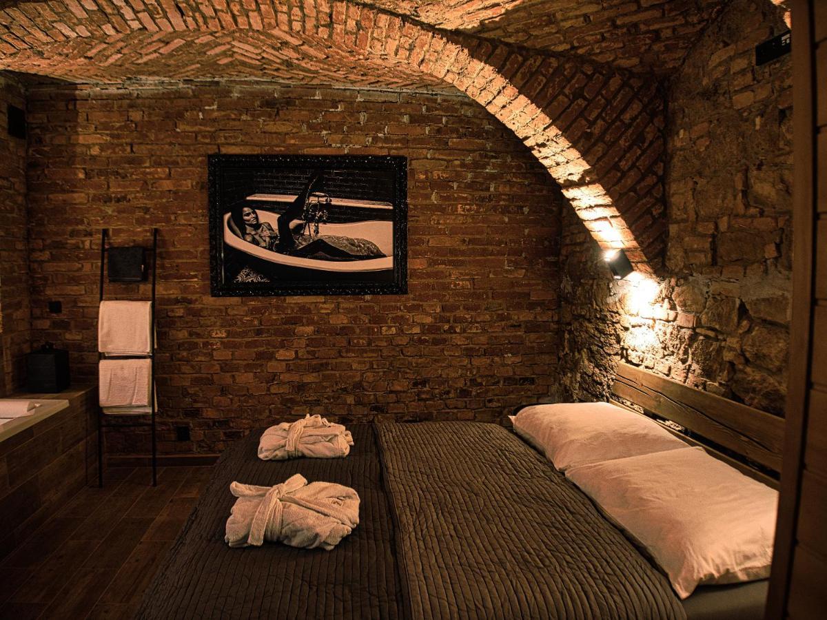 Wellness Gallery Apartments Либерец Екстериор снимка