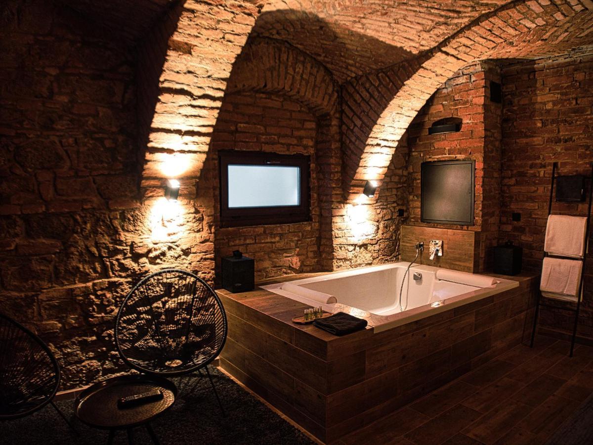 Wellness Gallery Apartments Либерец Екстериор снимка
